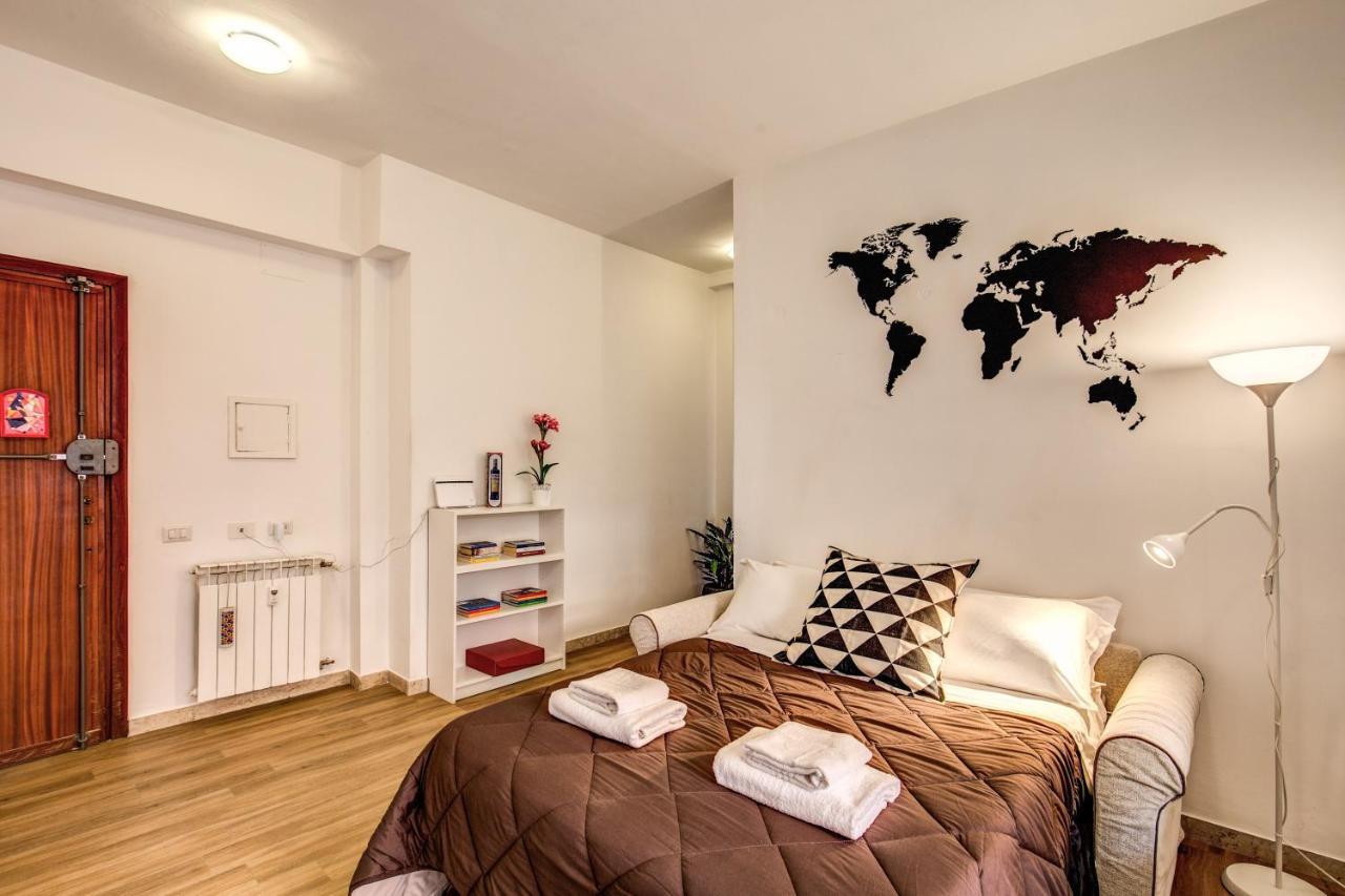 Aura Paradise Apartment Rome Buitenkant foto