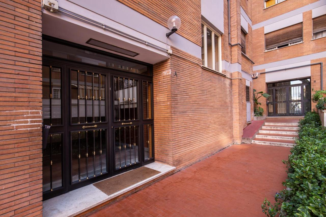 Aura Paradise Apartment Rome Buitenkant foto